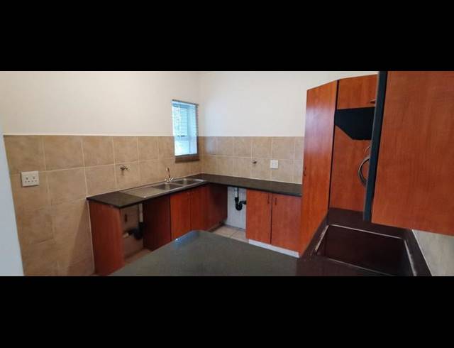 2 BEDROOM PROPERTY TO RENT IN HONEYDEW